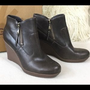 Ugg Brown Wedge Leather Boots Sz 10